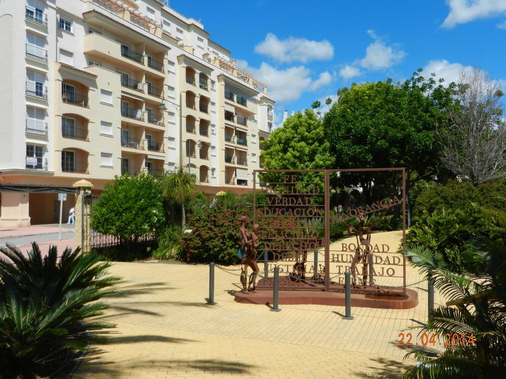 Apartment Parque Central Estepona Chambre photo